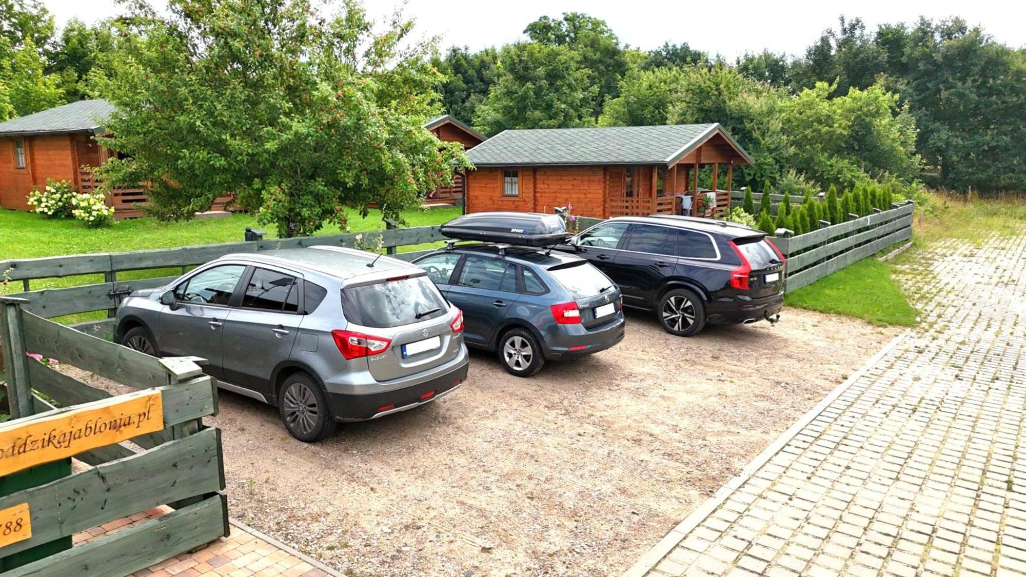Pod Dzika Jablonia Villa Debina  Exterior foto